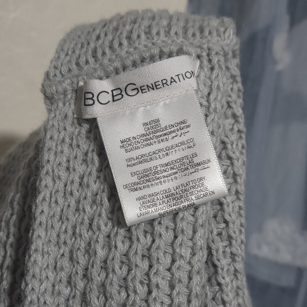 Bcbgeneration Light Gray Knit Infinity Scarf - image 5